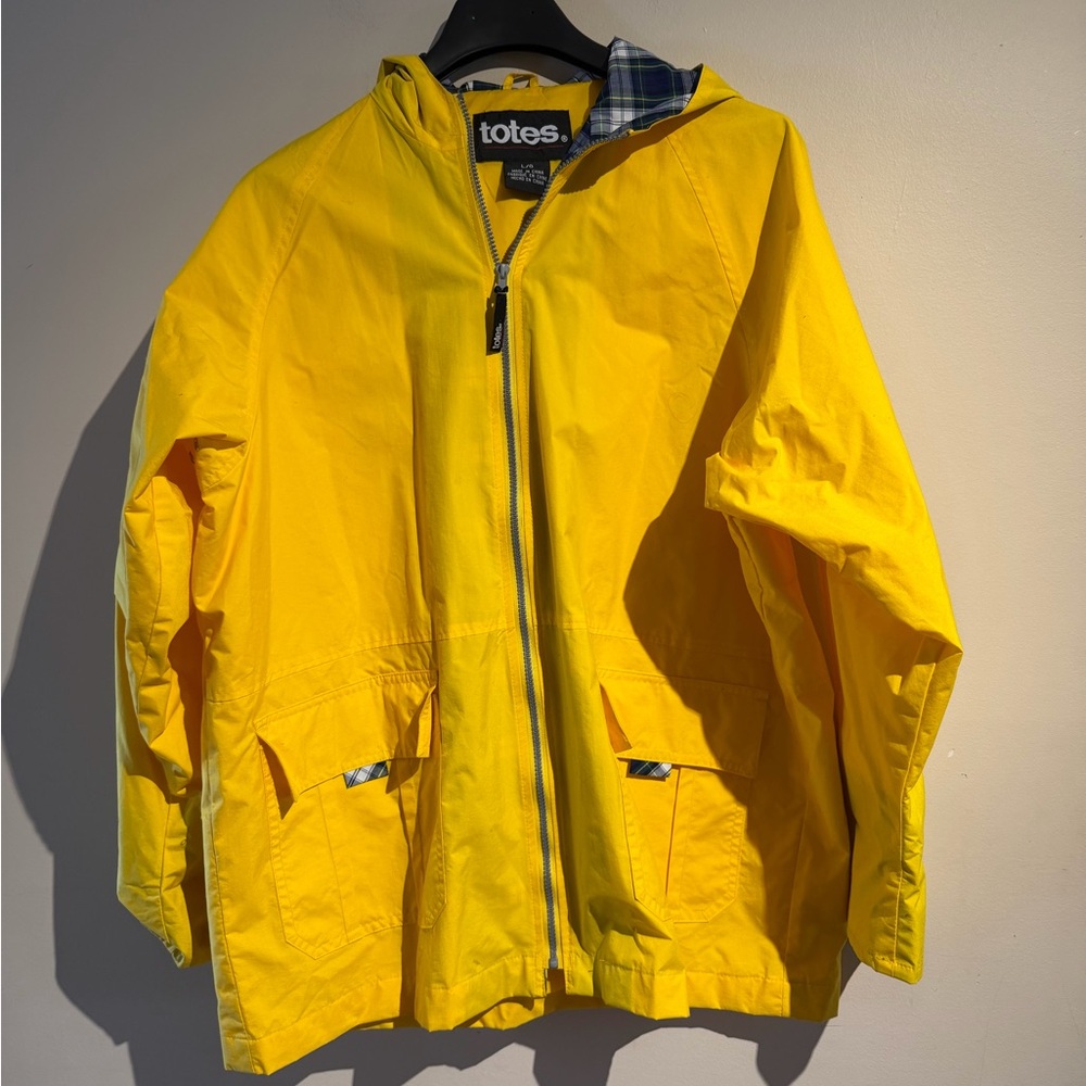 Totes Vibrant Yellow Hooded Jacket